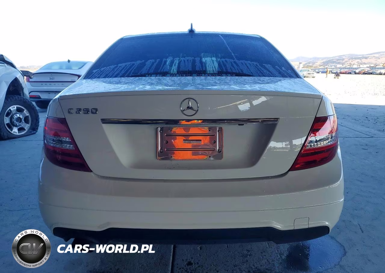 2012 Mercedes-Benz C 250 VIN:WDDGF4HB9CR192275 - 6