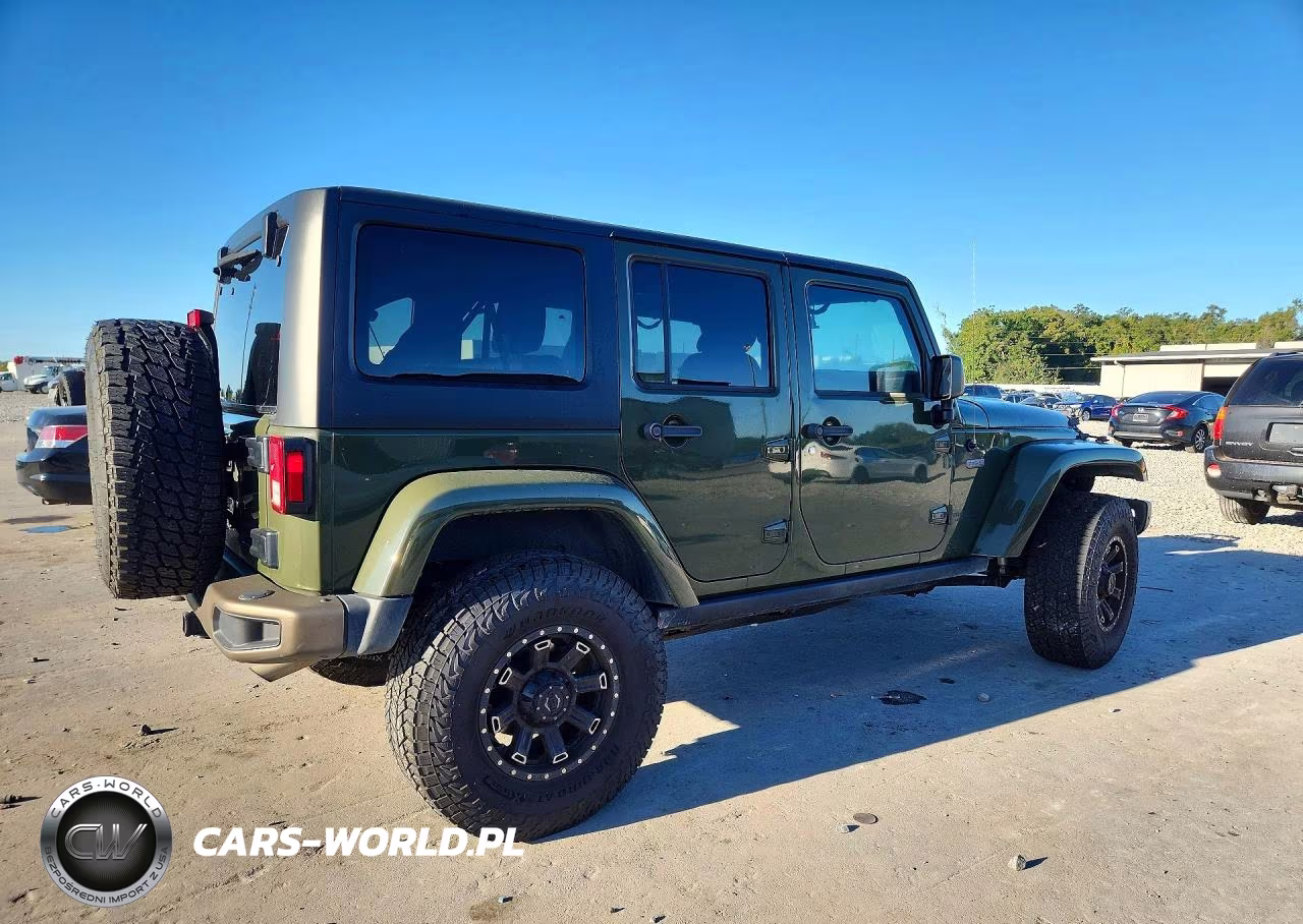 2016 Jeep Wrangler Unlimited Sahara VIN:1C4BJWEGXGL310891 - 3