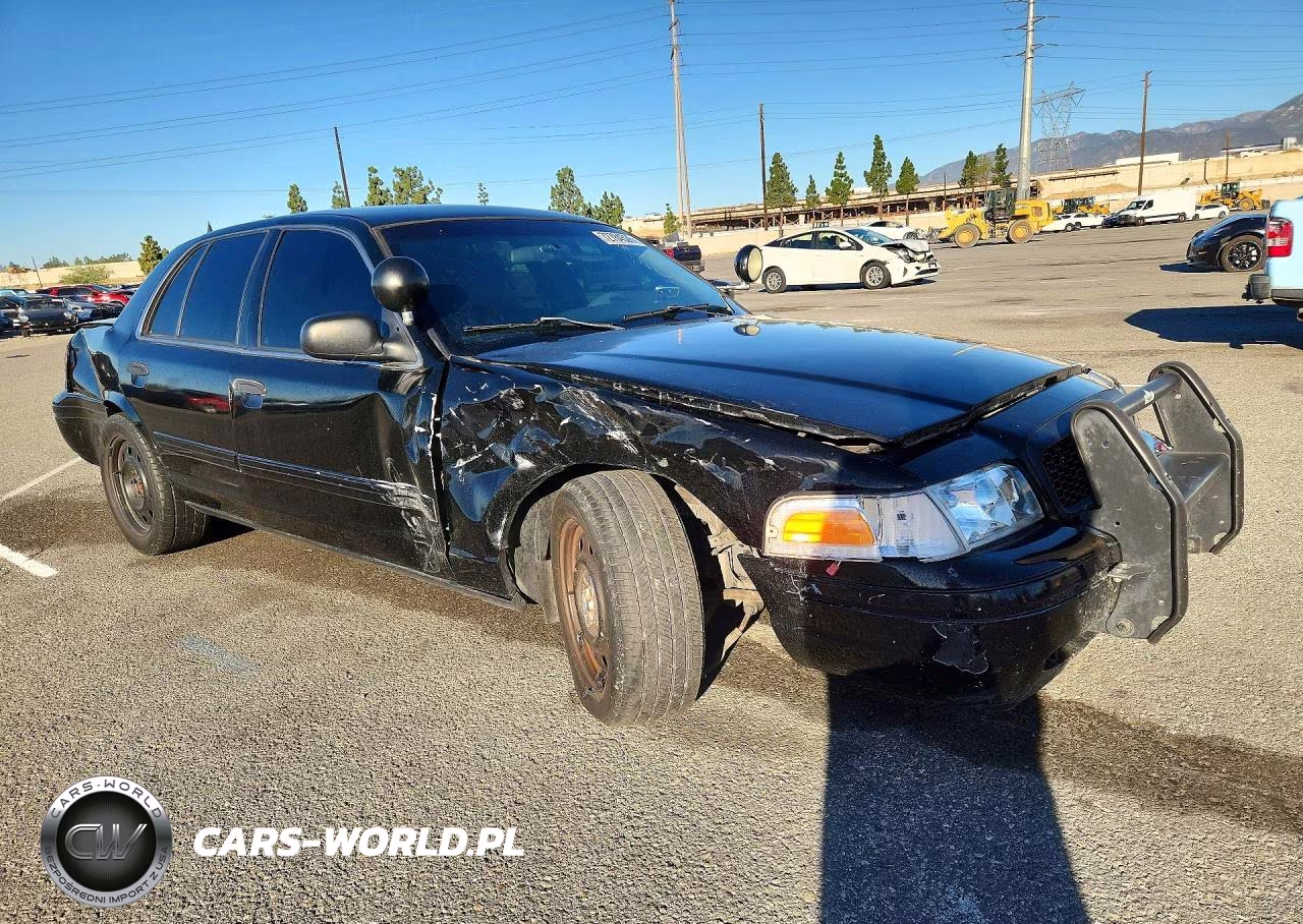 2011 Ford Crown Victoria Police Interceptor VIN:2FABP7BV1BX106795 - 4