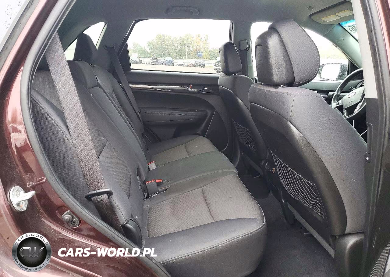 2011 Kia Sorento Lx VIN:5XYKT3A18BG103608 - 11