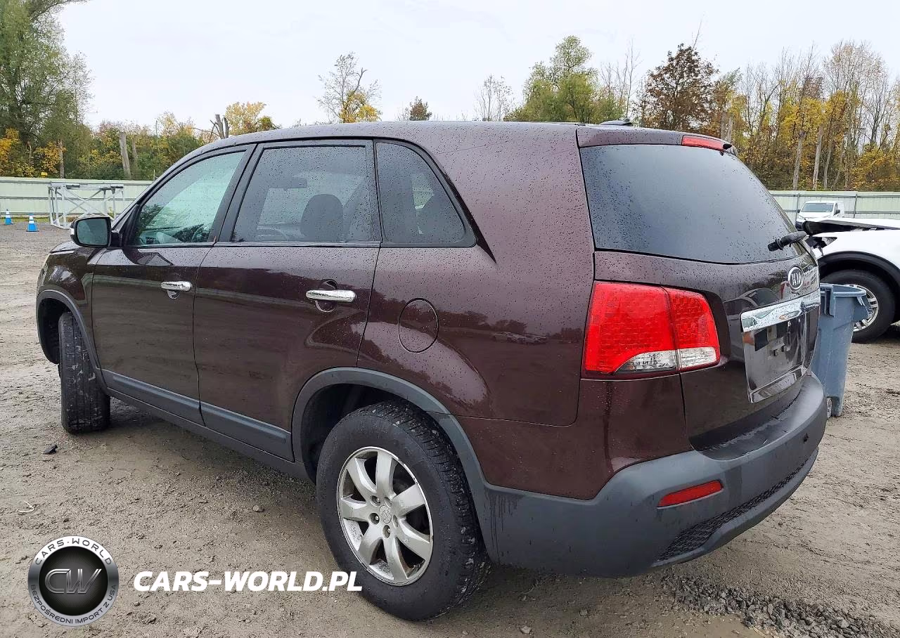 2011 Kia Sorento Lx VIN:5XYKT3A18BG103608 - 2