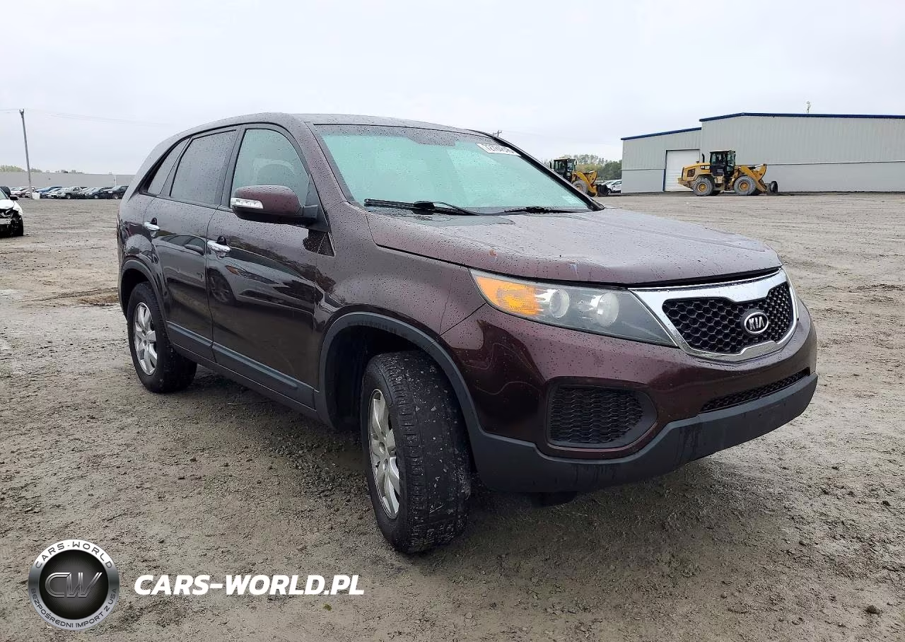 2011 Kia Sorento Lx VIN:5XYKT3A18BG103608 - 4