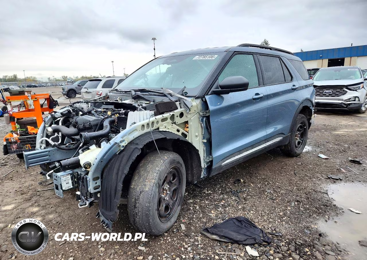 2025 Ford Explorer Active – zdjęcie 1 z 13