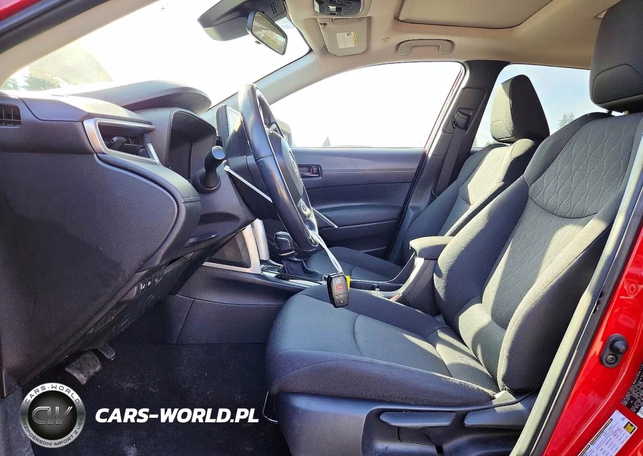2023 Toyota Corolla Cross Le VIN:7MUBAABGXPV048463 - 7
