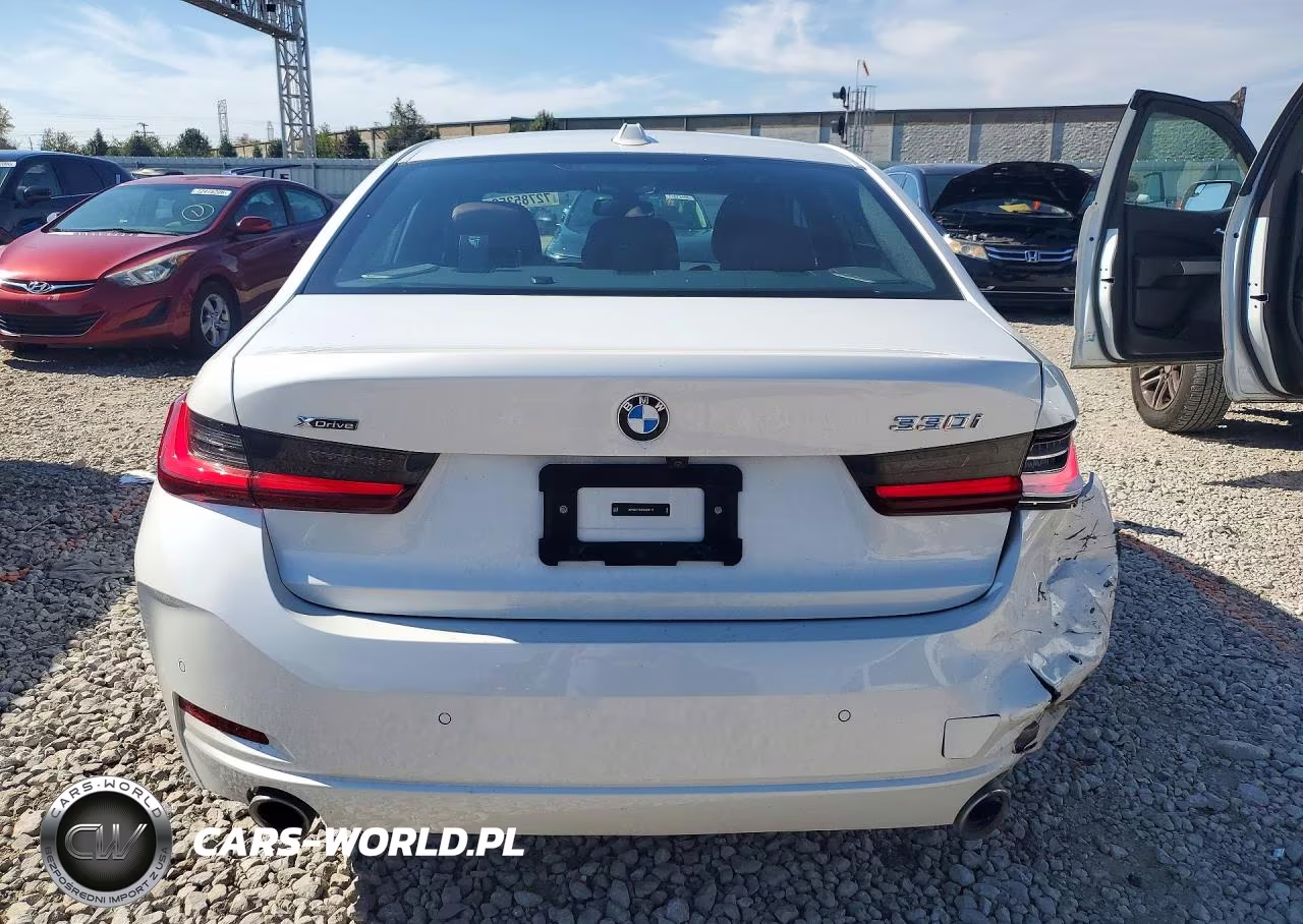 2024 BMW 330Xi VIN:3MW89FF0XR8E28175 - 6