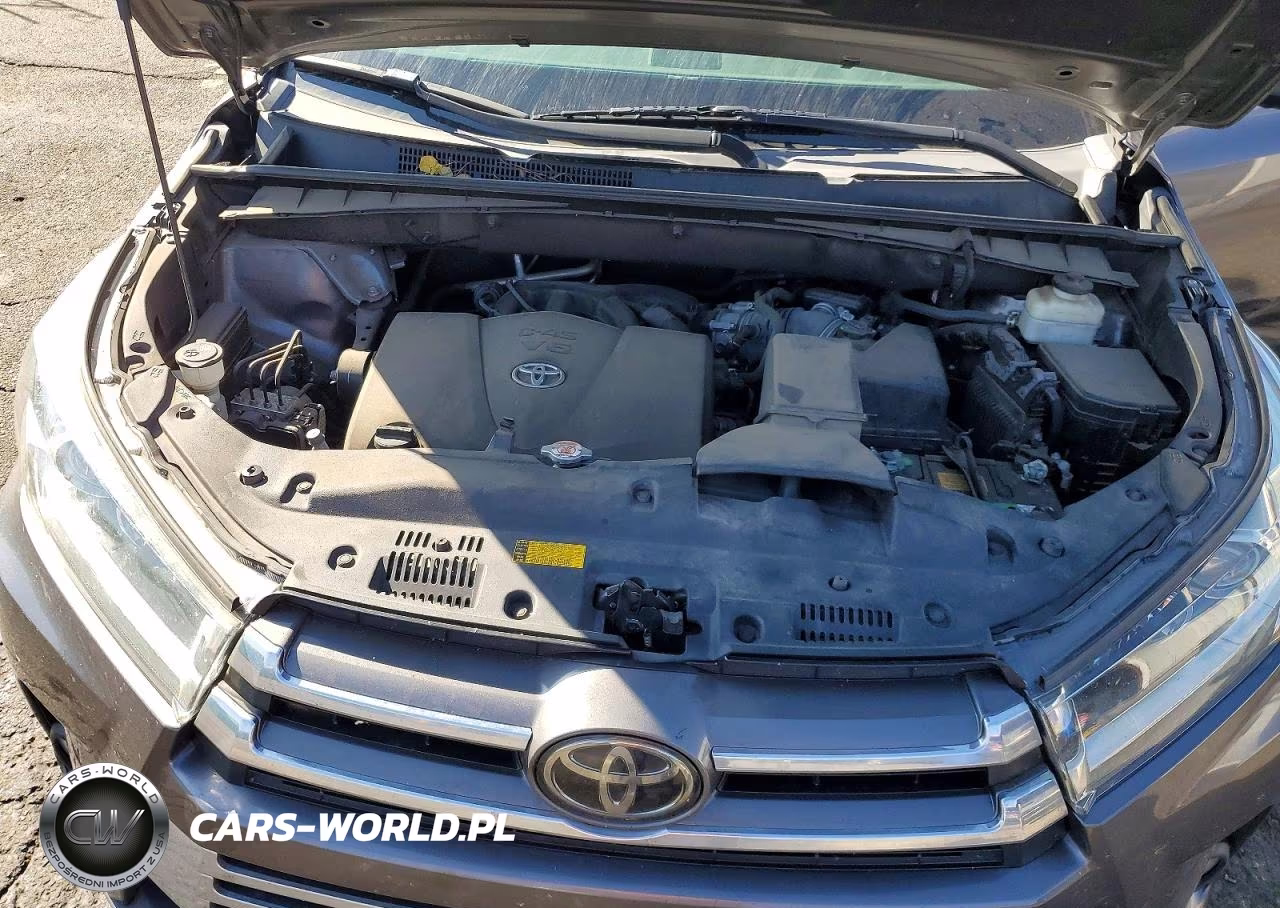 2018 Toyota Highlander Limited Platinum VIN:5TDYZRFH3JS280697 - 12