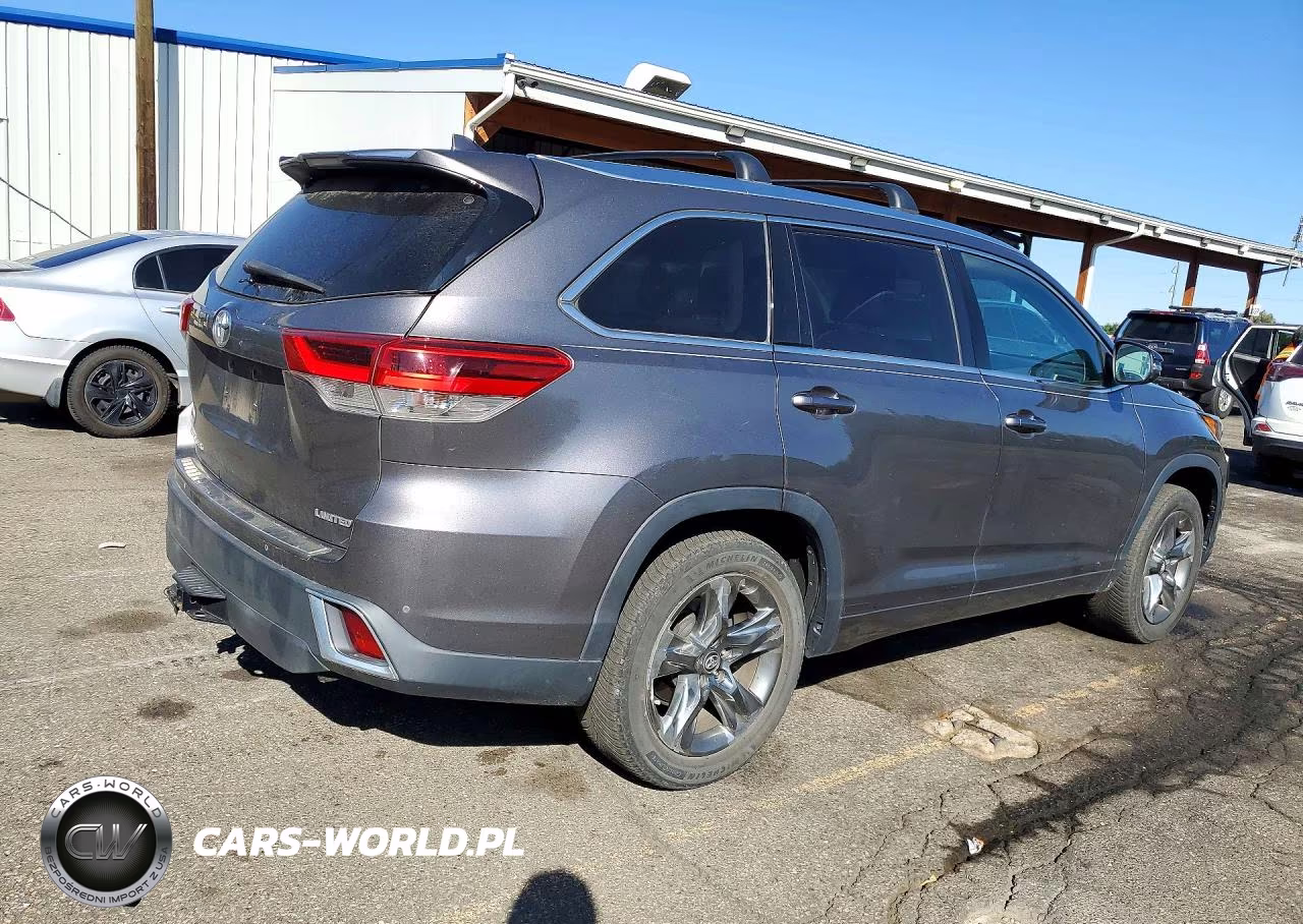 2018 Toyota Highlander Limited Platinum VIN:5TDYZRFH3JS280697 - 3