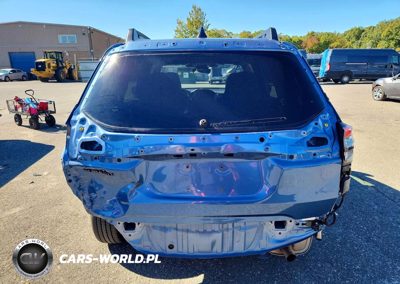 2025 Subaru Forester Premium VIN:JF2SLDDC7SH451184 - 6