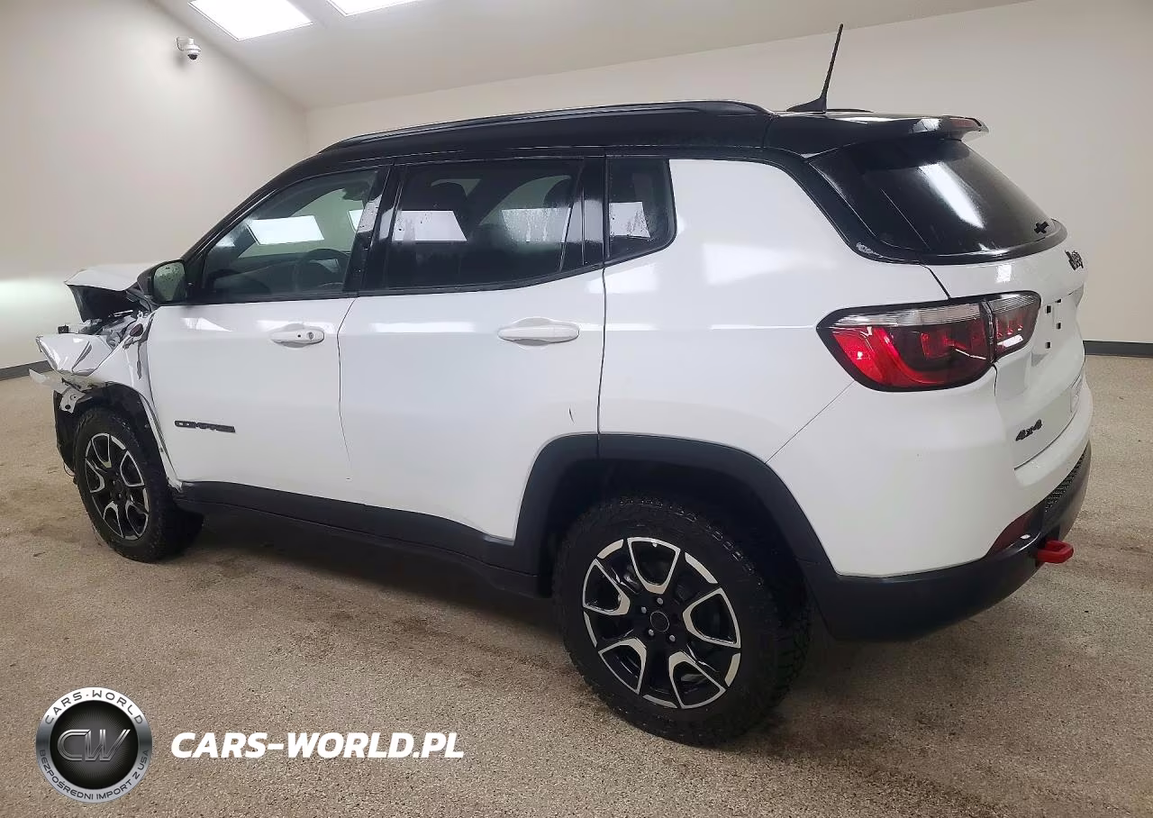 2025 Jeep Compass Trailhawk VIN:3C4NJDDN6ST543620 - 2