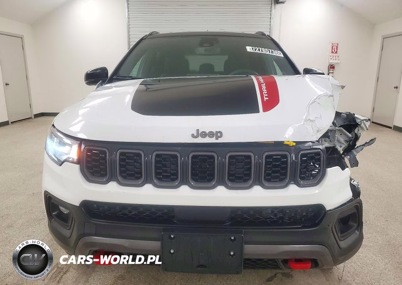 2025 Jeep Compass Trailhawk VIN:3C4NJDDN6ST543620 - 5
