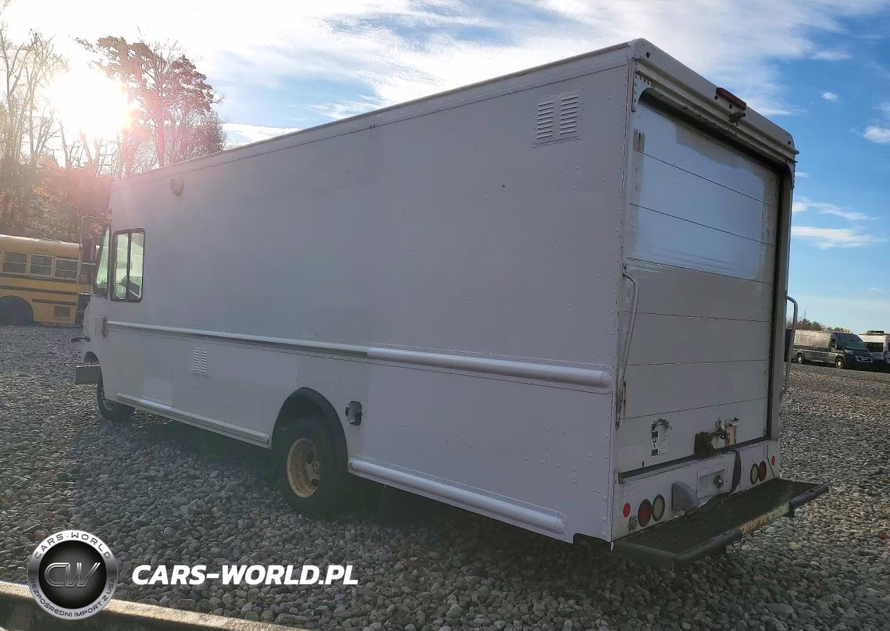 2013 Ford E450 Delivery Truck VIN:1FC4E4KL2DDA84015 - 2