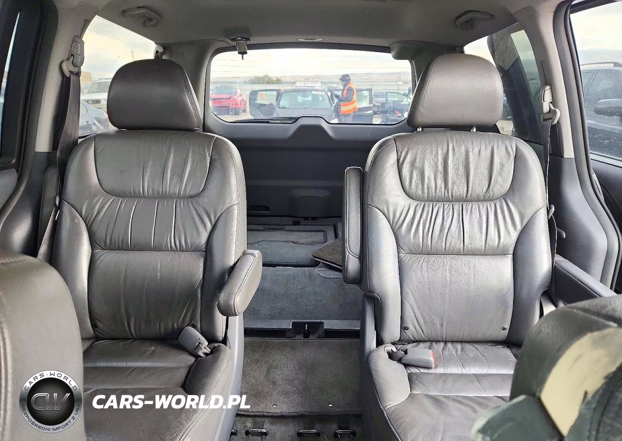 2005 Honda Odyssey Touring VIN:5FNRL38815B002181 - 10