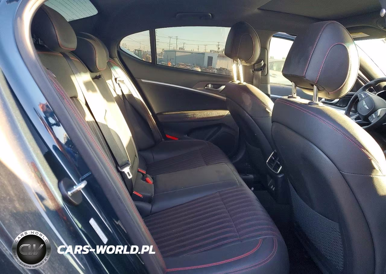 2025 Genesis G70 Base VIN:KMTG34SC4SU148637 - 10