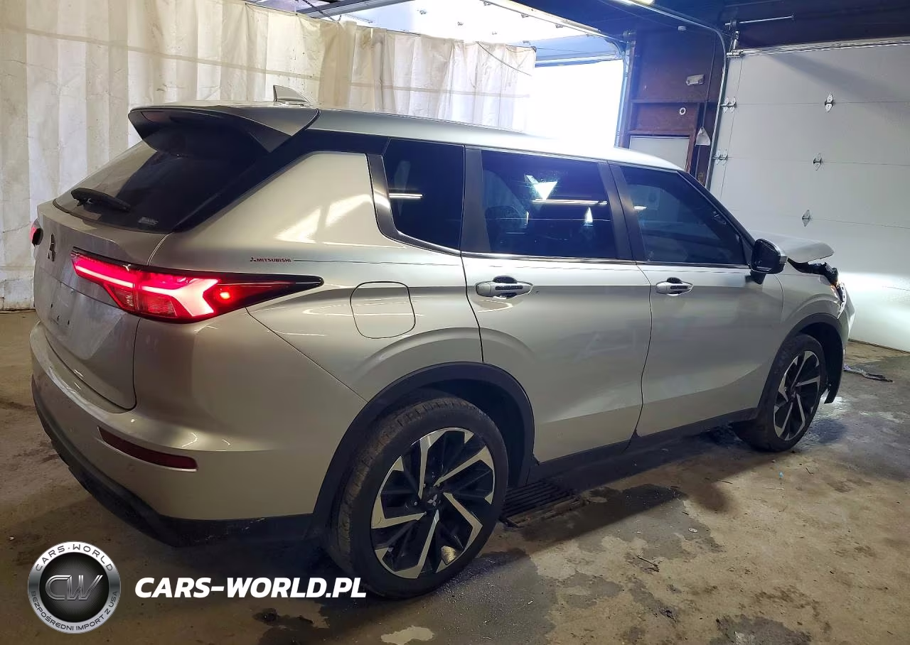 2022 Mitsubishi Outlander Es VIN:JA4J4TA85NZ047536 - 3