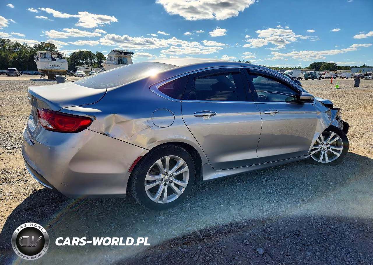 2015 Chrysler 200 Limited VIN:1C3CCCAB5FN700893 - 3