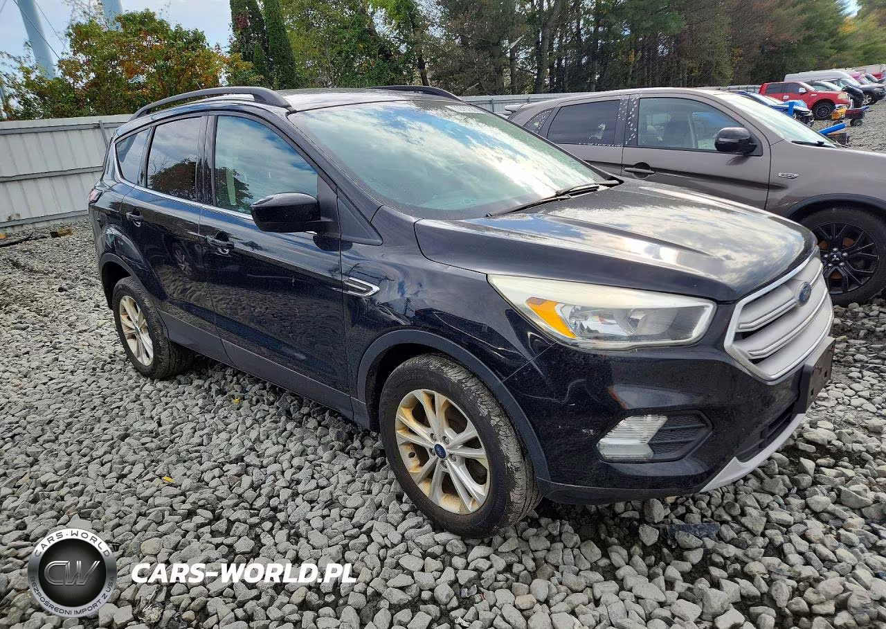 2018 Ford Escape Se VIN:1FMCU9GD3JUA35300 - 4
