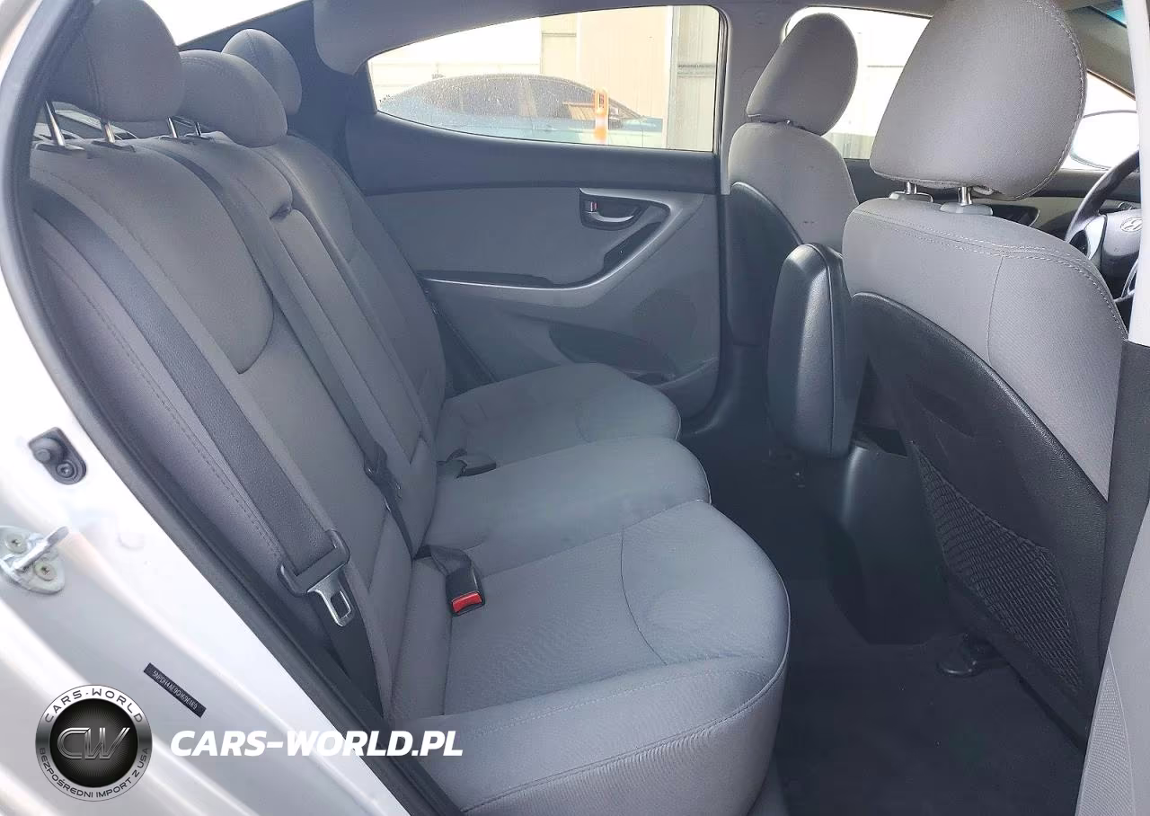 2016 Hyundai Elantra Se VIN:5NPDH4AE9GH696169 - 10