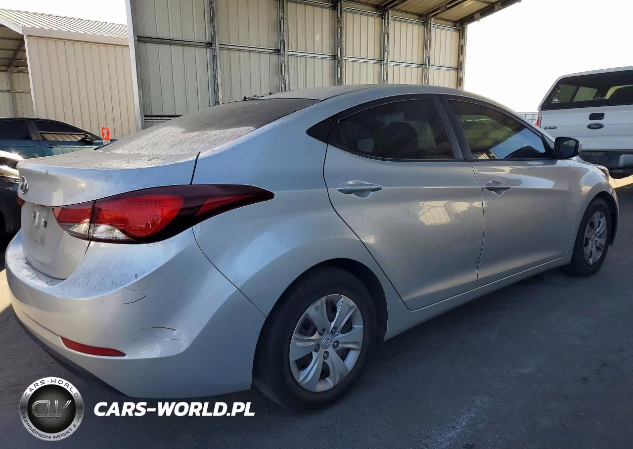 2016 Hyundai Elantra Se VIN:5NPDH4AE9GH696169 - 3