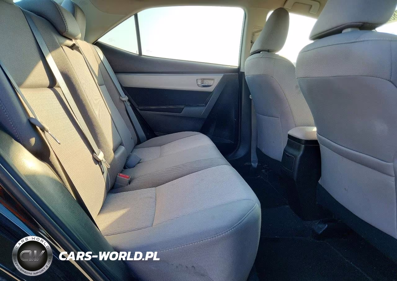 2015 Toyota Corolla Le VIN:5YFBURHE8FP280511 - 10