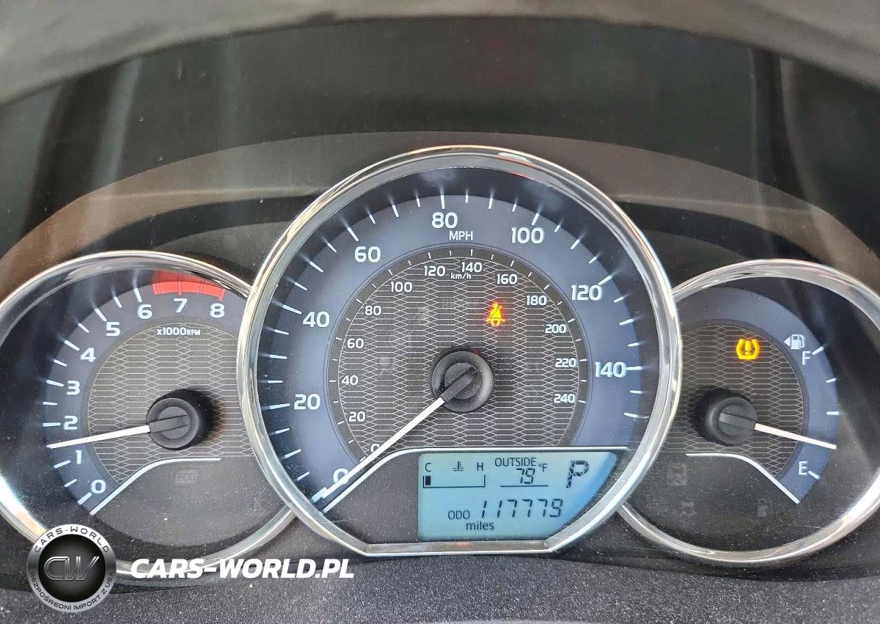 2015 Toyota Corolla Le VIN:5YFBURHE8FP280511 - 9