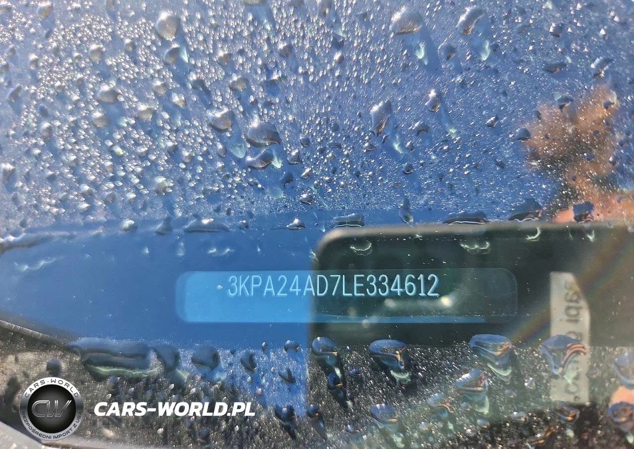 2020 Kia Rio S VIN:3KPA24AD7LE334612 - 12