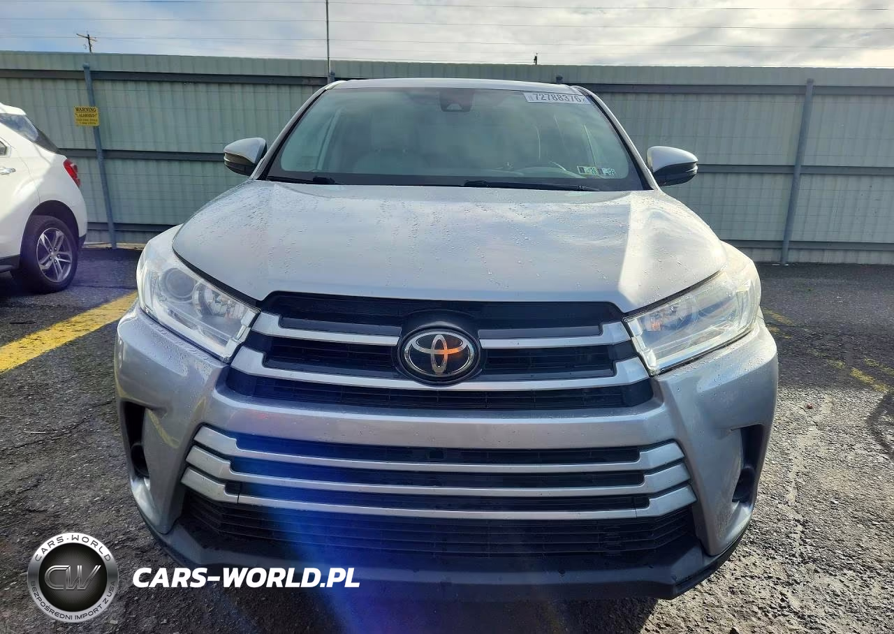 2019 Toyota Highlander Le VIN:5TDBZRFH2KS974529 - 5