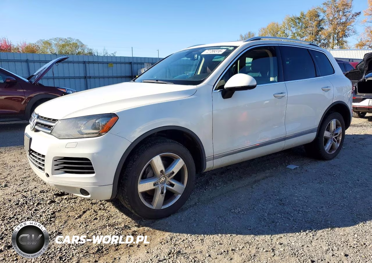 2014 Volkswagen Touareg V6 Tdi VIN:WVGEP9BP0ED010281 - 1