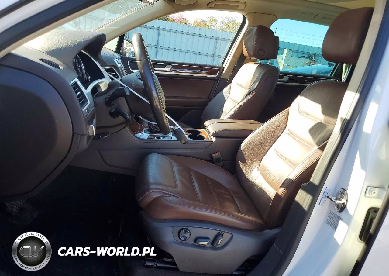 2014 Volkswagen Touareg V6 Tdi VIN:WVGEP9BP0ED010281 - 7