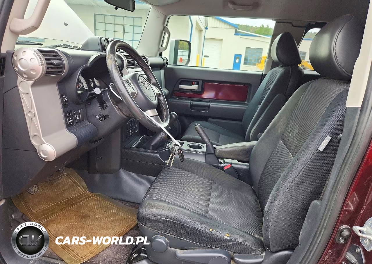2007 Toyota Fj Cruiser Base VIN:JTEBU11F070043796 - 7