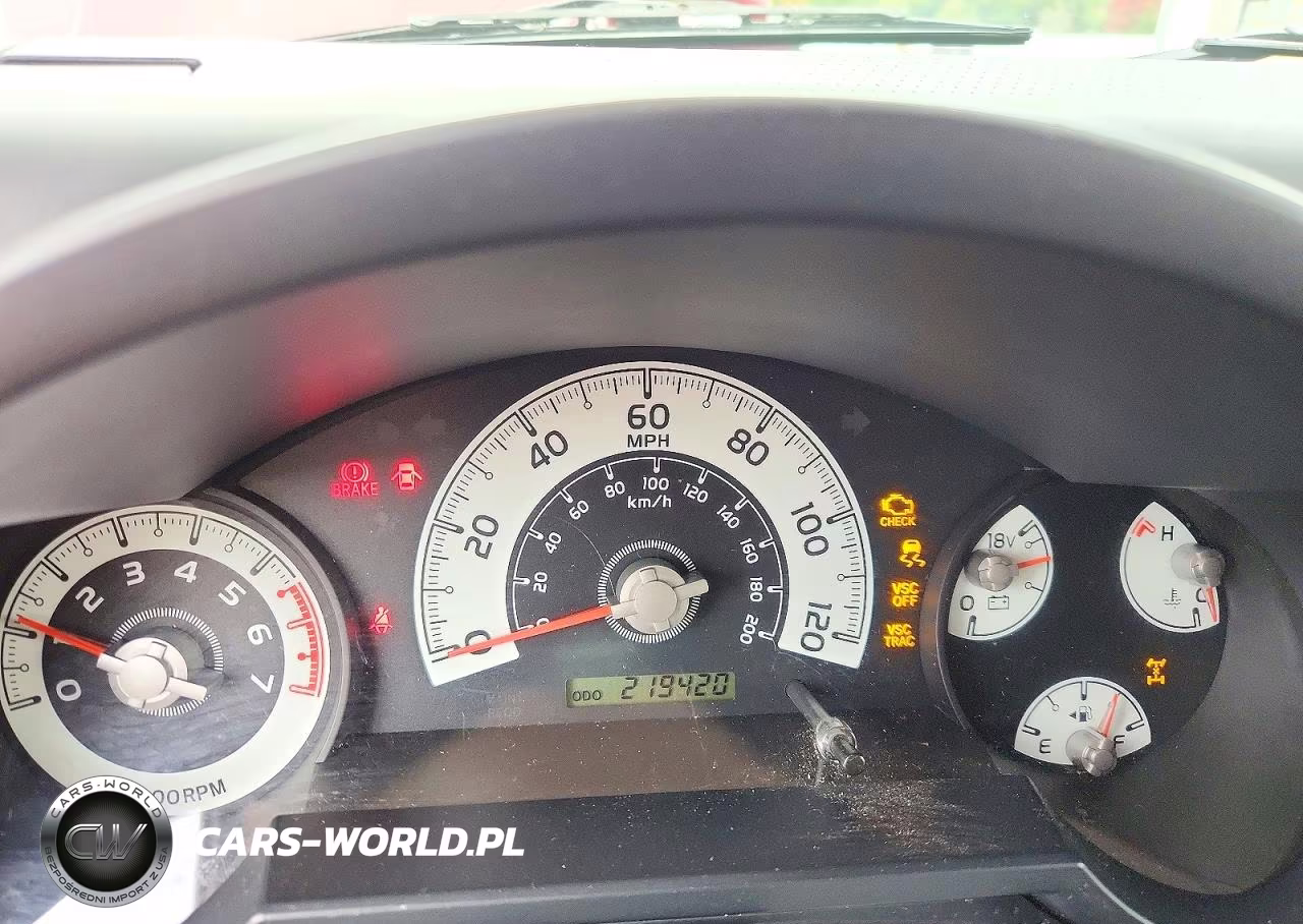 2007 Toyota Fj Cruiser Base VIN:JTEBU11F070043796 - 9