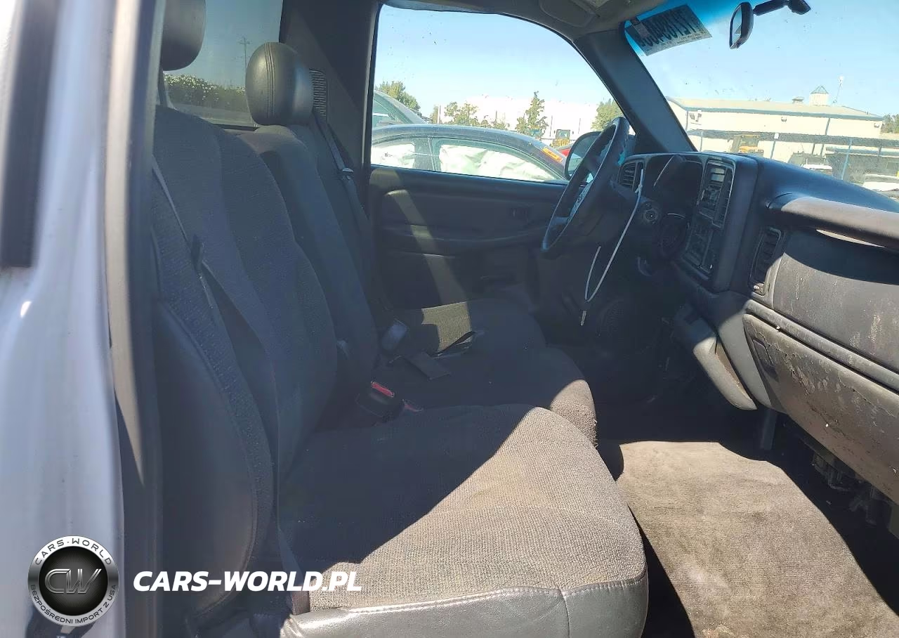 1999 Chevrolet Silverado C1500 VIN:1GCEC14W9XZ214346 - 10