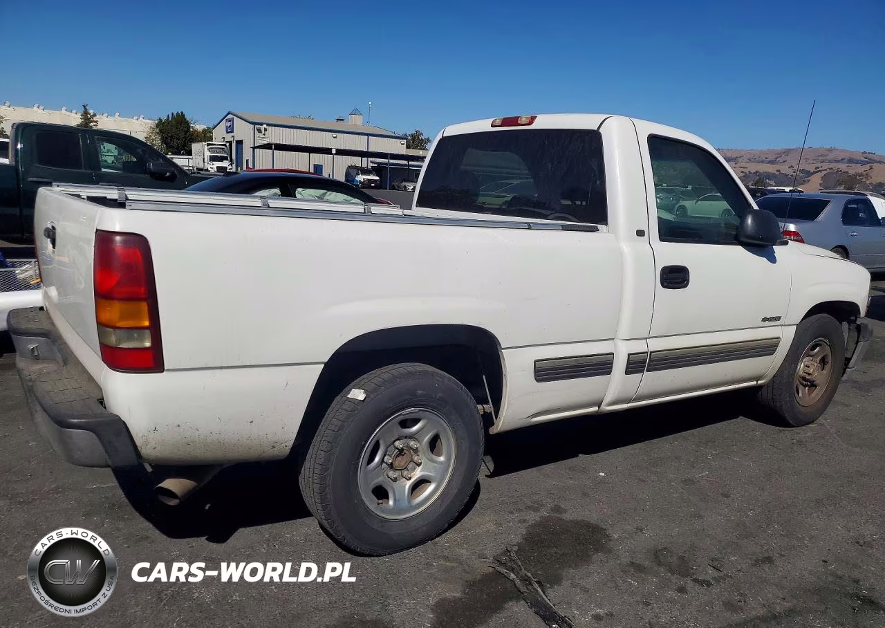 1999 Chevrolet Silverado C1500 VIN:1GCEC14W9XZ214346 - 3