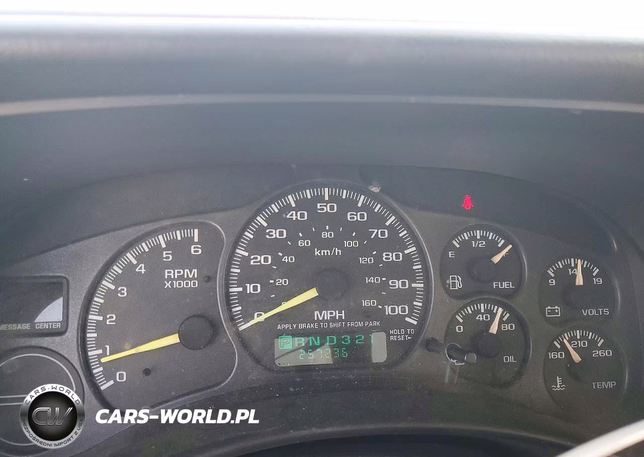 1999 Chevrolet Silverado C1500 VIN:1GCEC14W9XZ214346 - 9