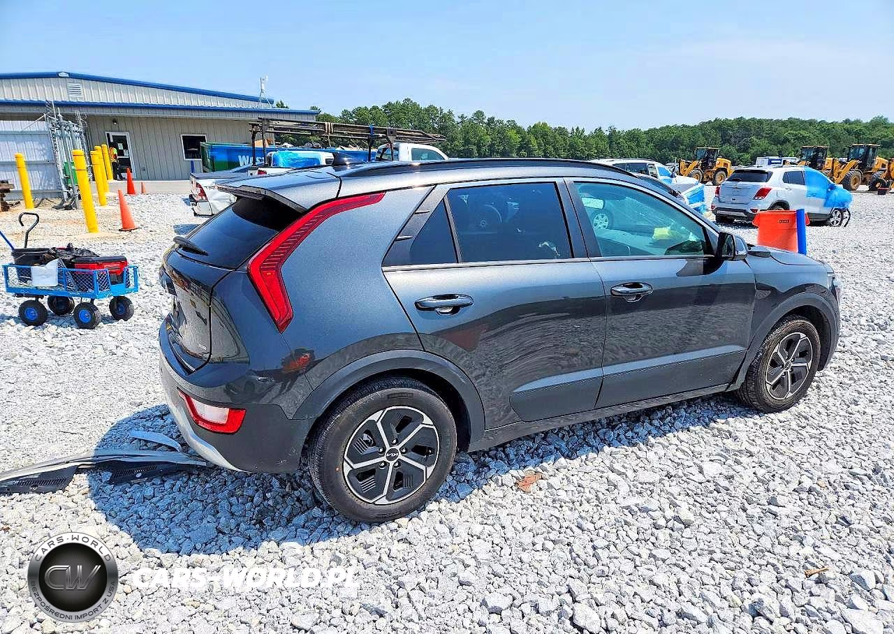 2023 Kia Niro Ex VIN:KNDCR3LE4P5035861 - 3