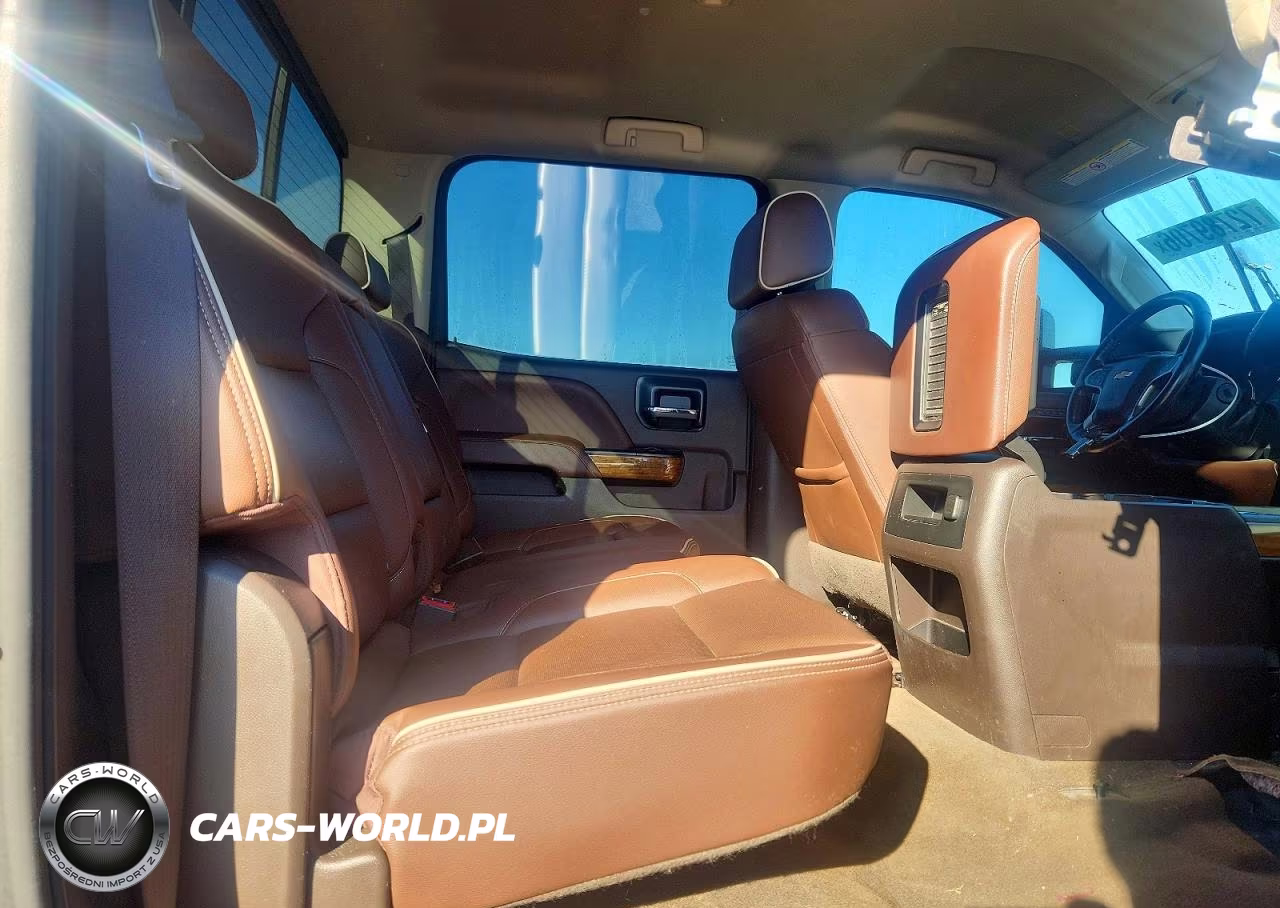 2018 Chevrolet Silverado K2500 High Country VIN:1GC1KXEYXJF121509 - 10