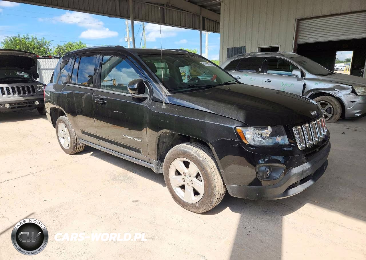 2016 Jeep Compass Latitude VIN:1C4NJCEA0GD788979 - 4