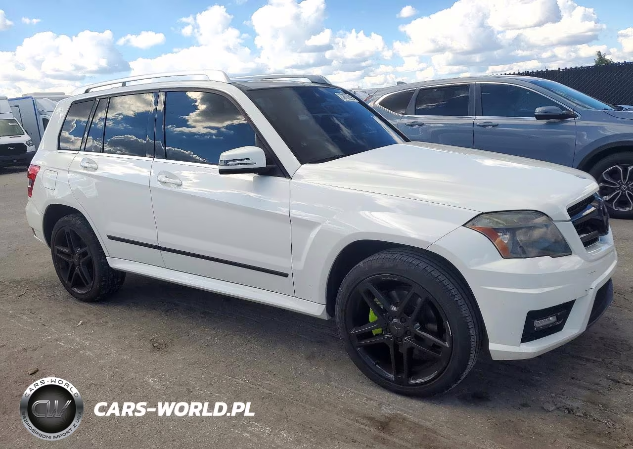 2011 Mercedes-Benz Glk 350 VIN:WDCGG5GB0BF654151 - 4