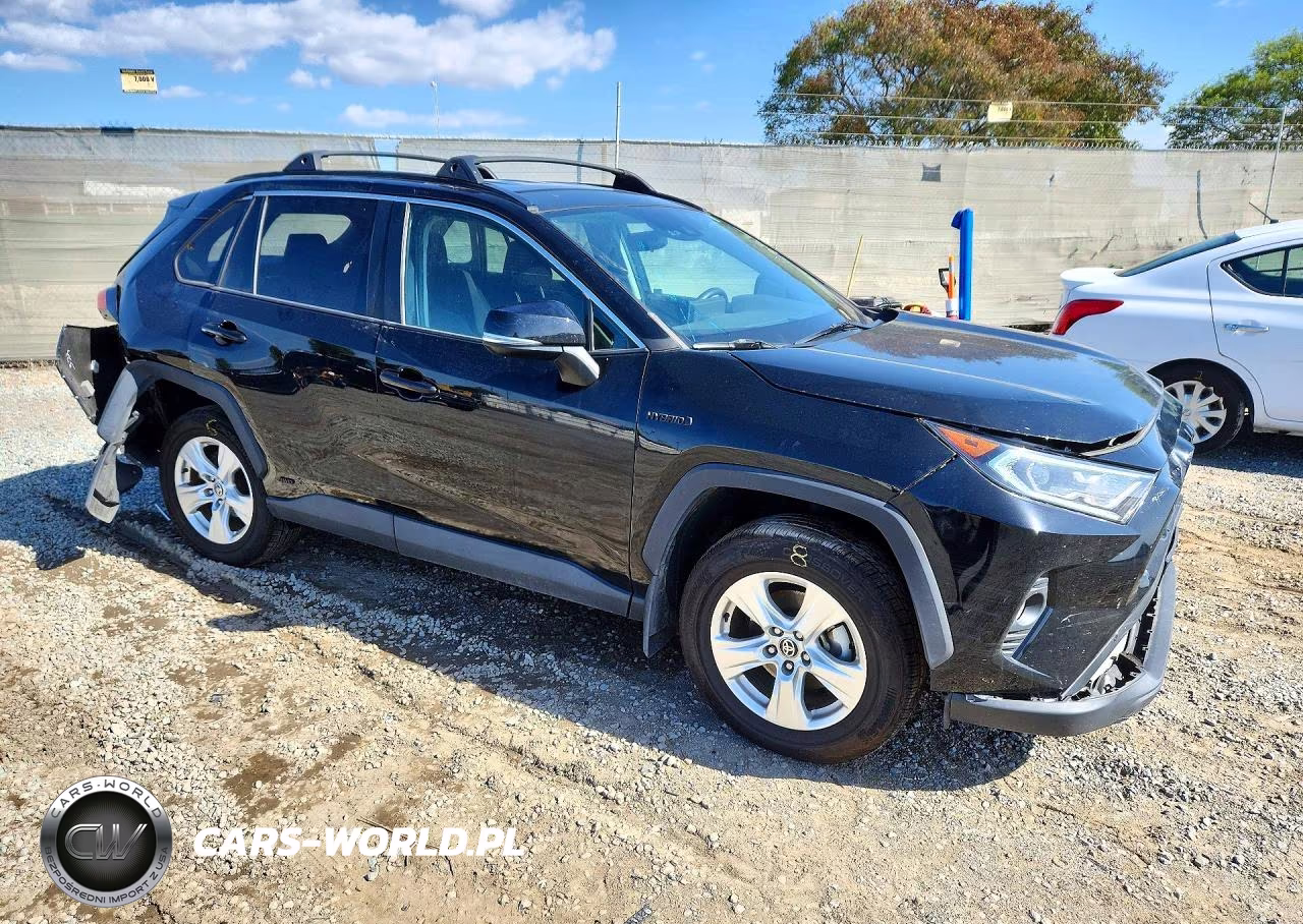 2021 Toyota Rav4 Hybrid Xle VIN:4T3RWRFV2MU028218 - 4