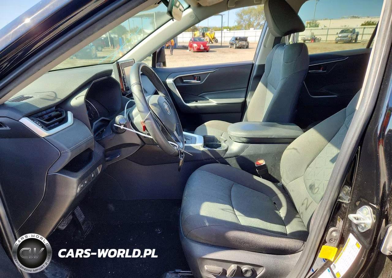 2021 Toyota Rav4 Hybrid Xle VIN:4T3RWRFV2MU028218 - 7