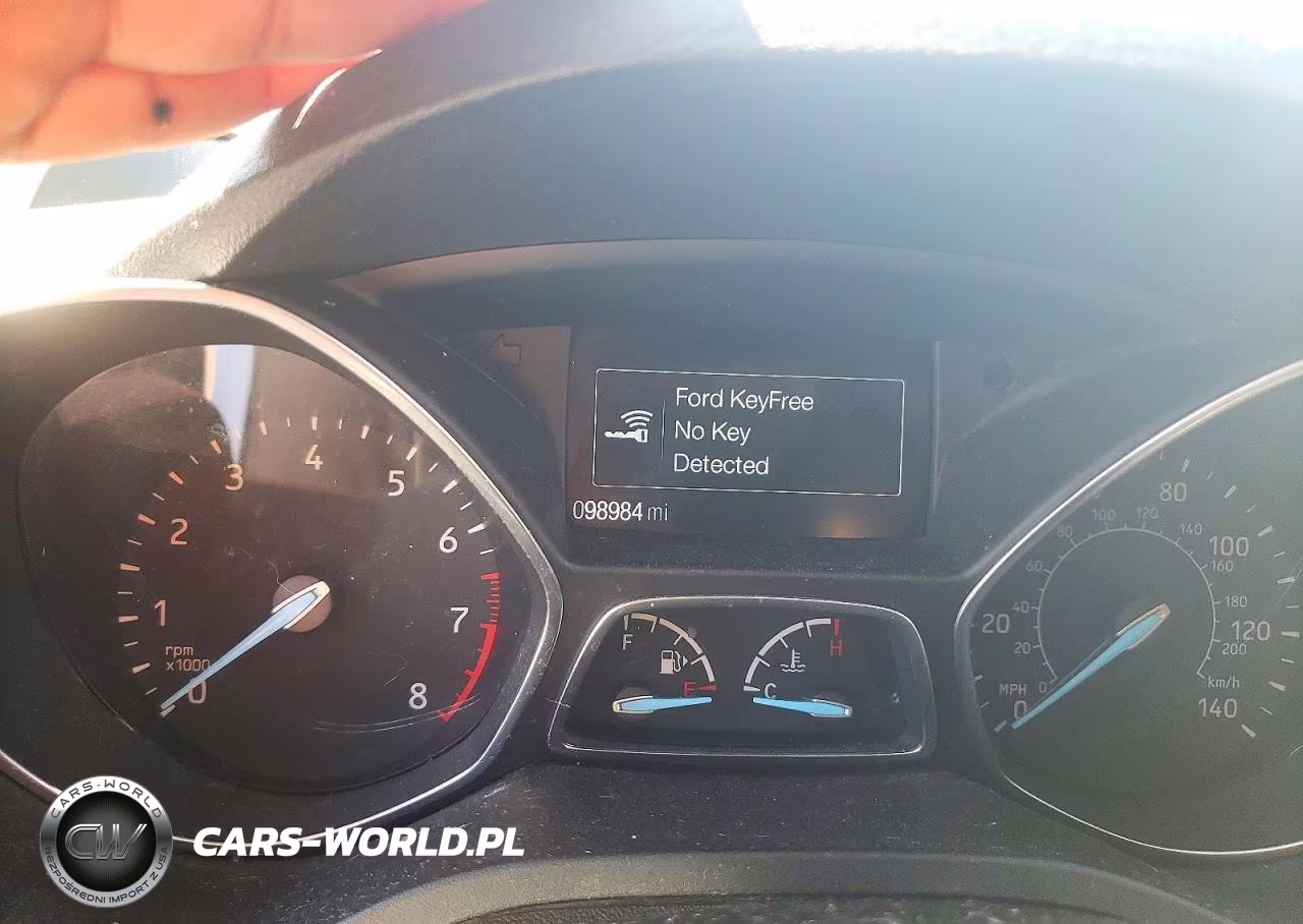 2019 Ford Escape Se VIN:1FMCU0G96KUC09031 - 9