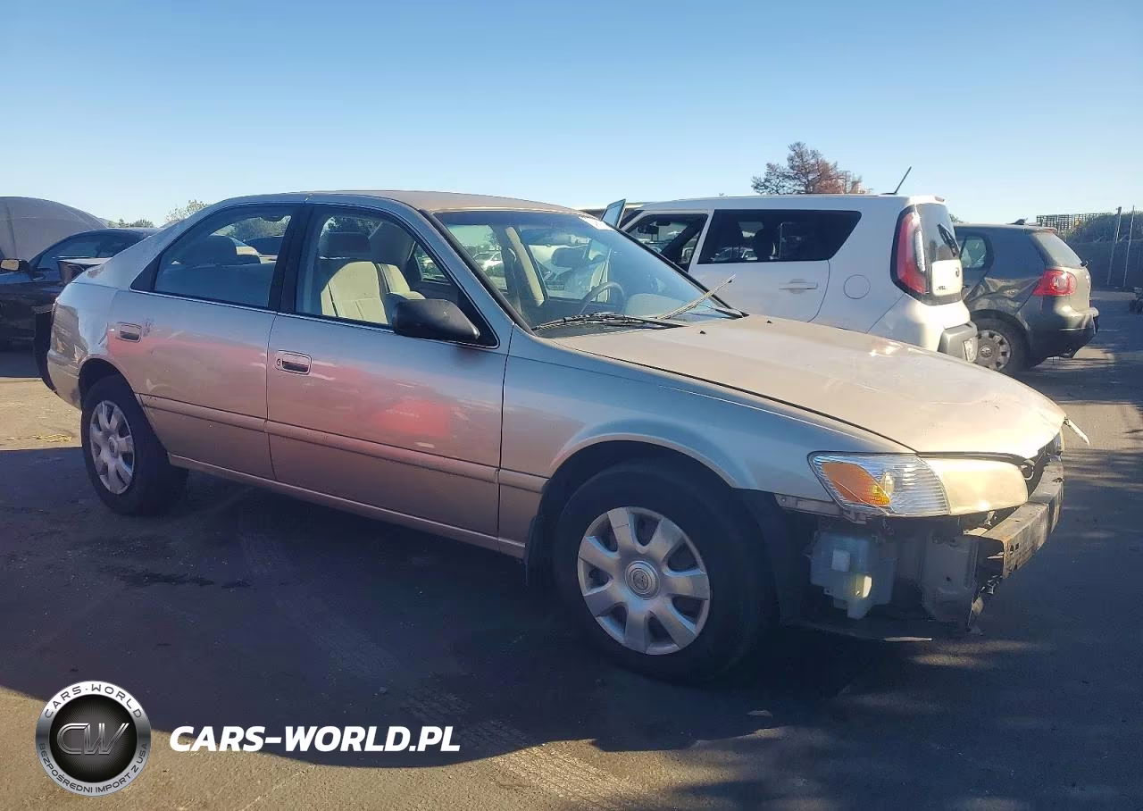 2000 Toyota Camry Le VIN:JT2BG22KXY0527255 - 4