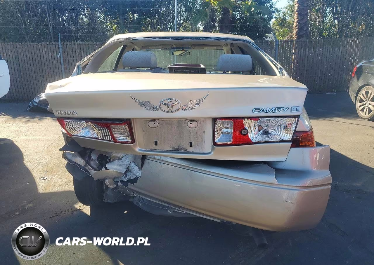 2000 Toyota Camry Le VIN:JT2BG22KXY0527255 - 6