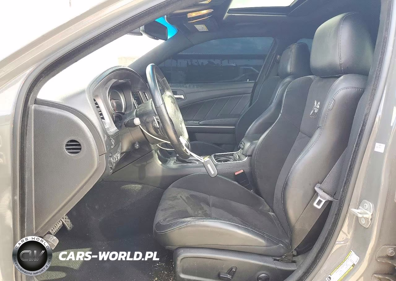 2023 Dodge Charger Scat Pack VIN:2C3CDXGJ9PH631753 - 7