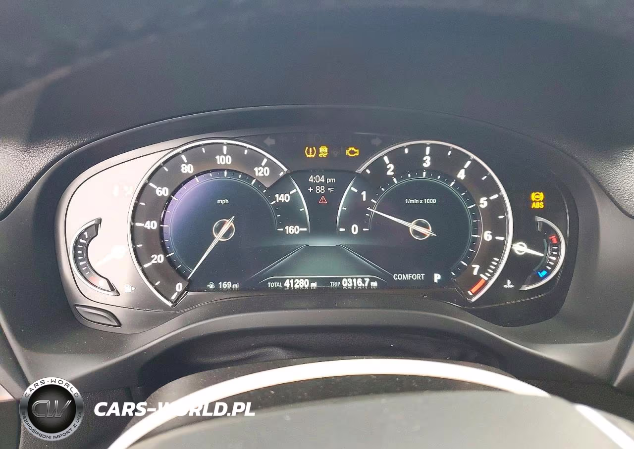 2019 BMW X3 xDrive30I VIN:5UXTR9C5XKLR07384 - 9