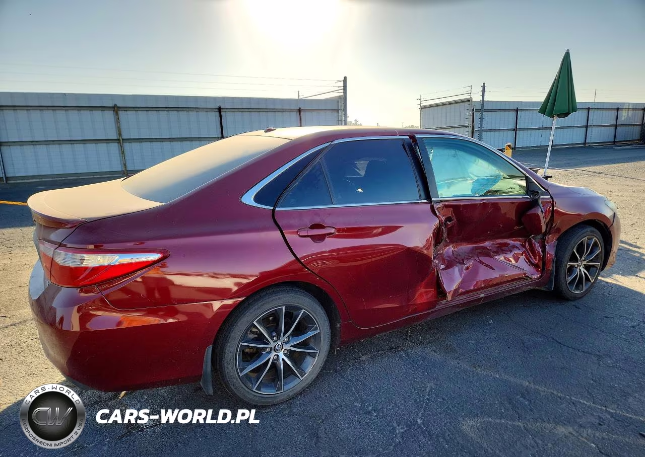 2017 Toyota Camry Xse VIN:4T1BF1FK6HU616937 - 3