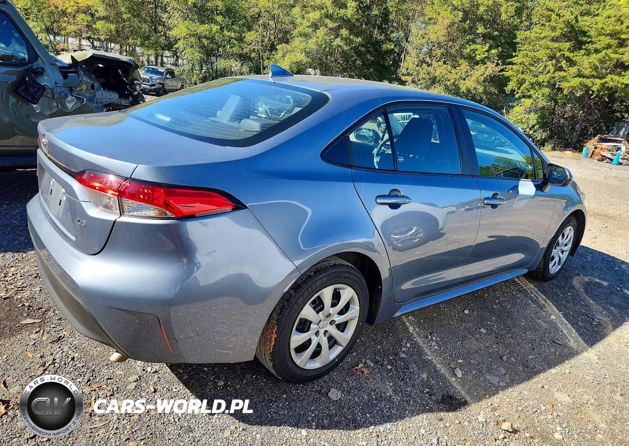 2025 Toyota Corolla Le VIN:5YFB4MDE1SP250365 - 3