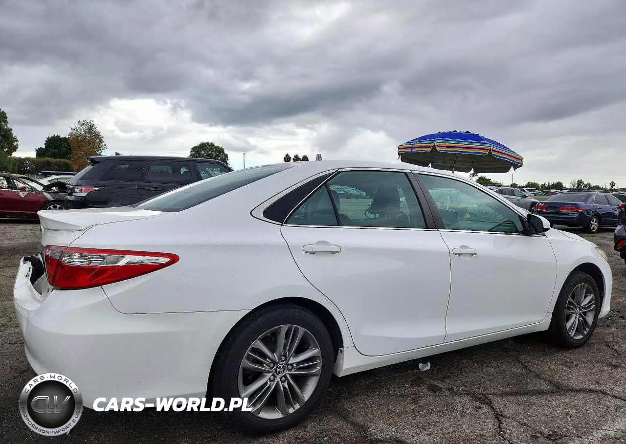2017 Toyota Camry Se VIN:4T1BF1FK8HU342320 - 3
