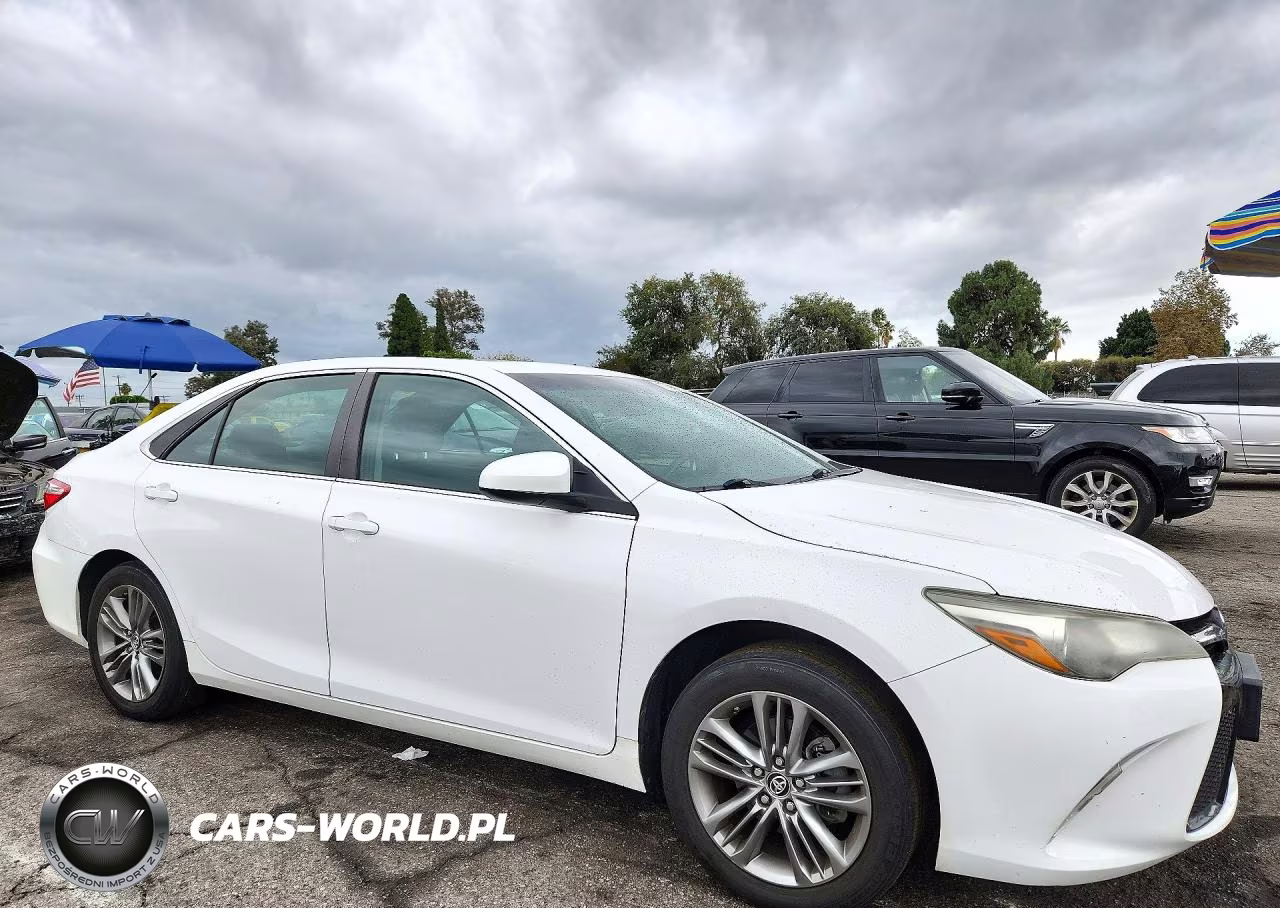 2017 Toyota Camry Se VIN:4T1BF1FK8HU342320 - 4