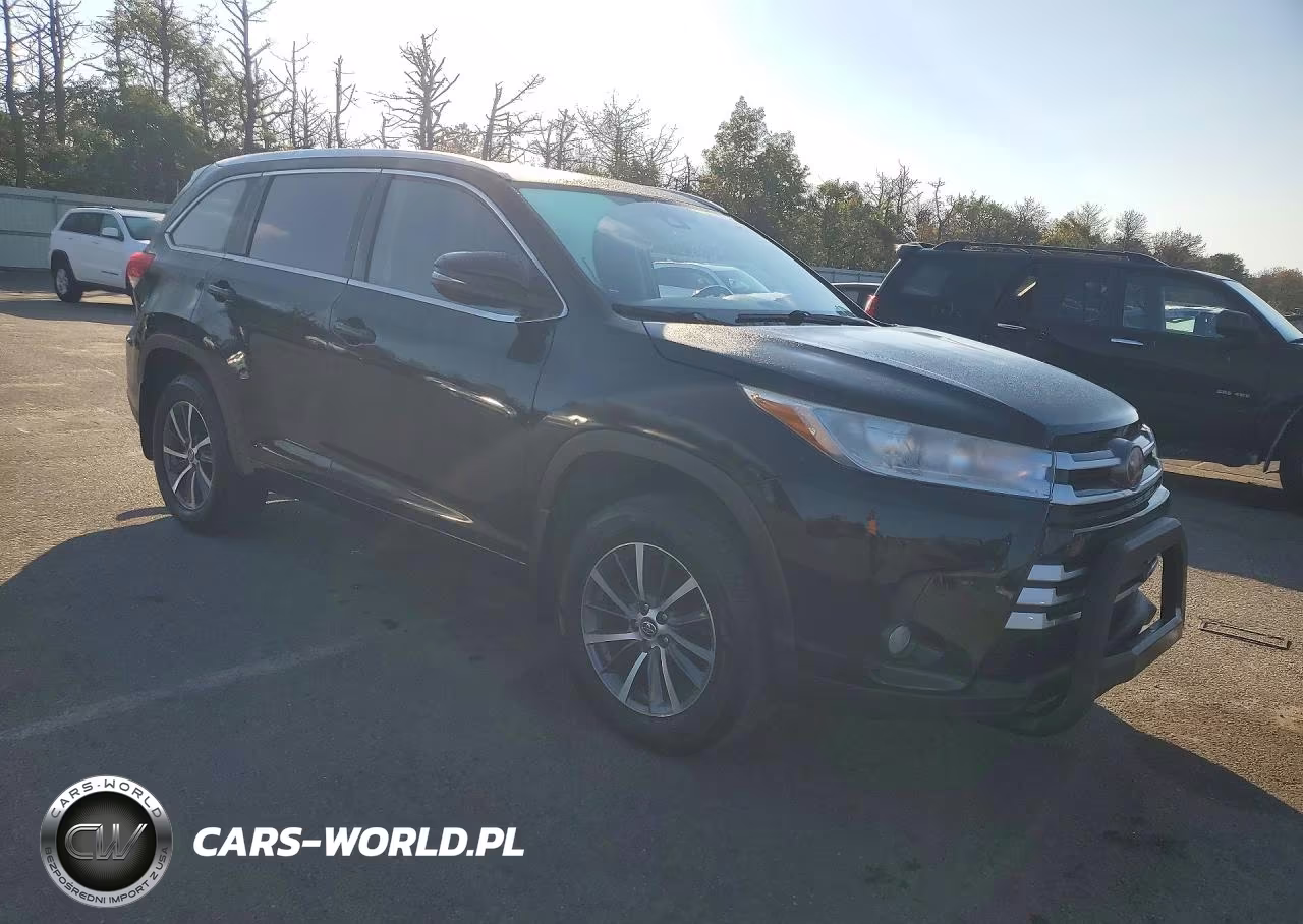 2017 Toyota Highlander Xle VIN:5TDJZRFH6HS512253 - 4