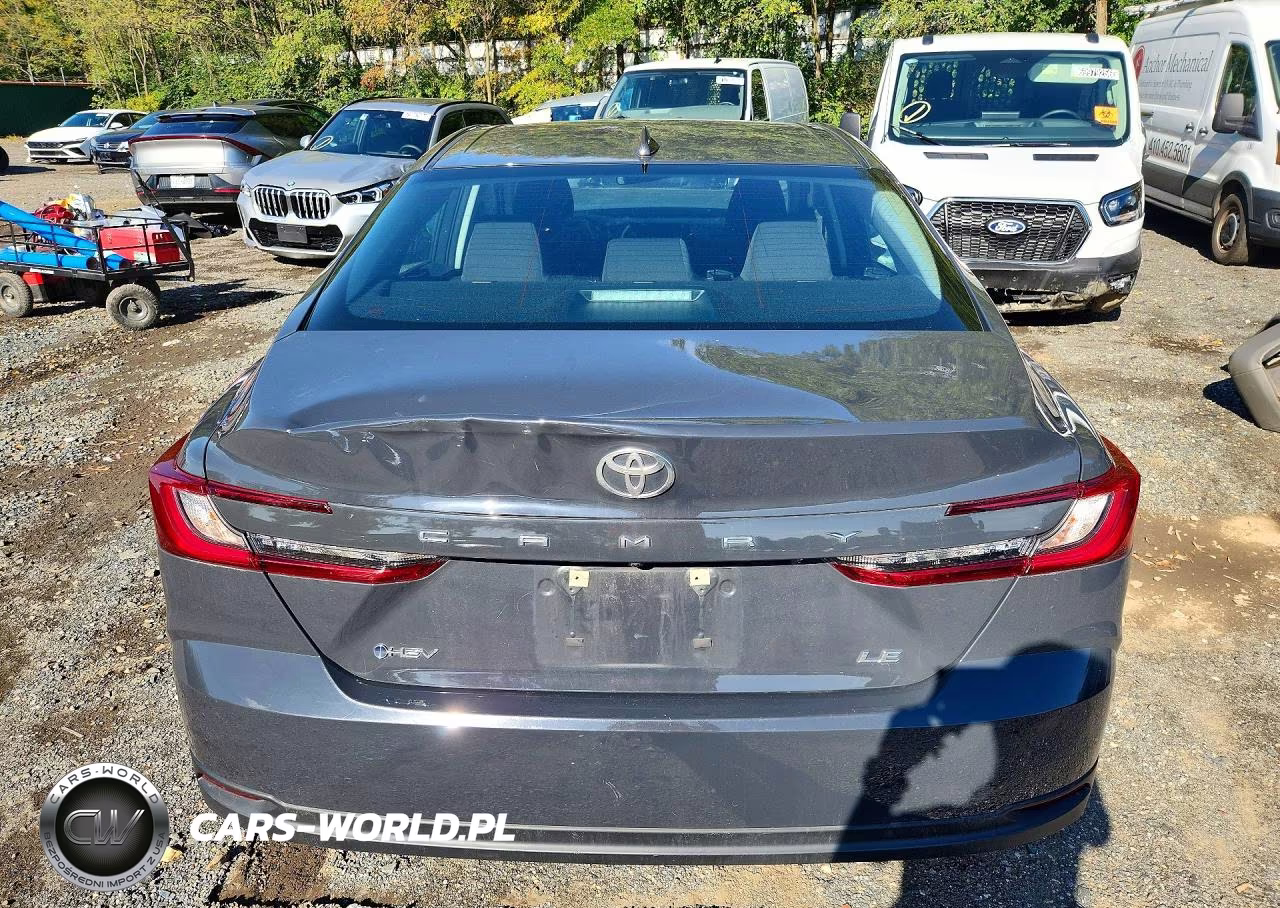2025 Toyota Camry Le VIN:4T1DAACK0SU138579 - 6